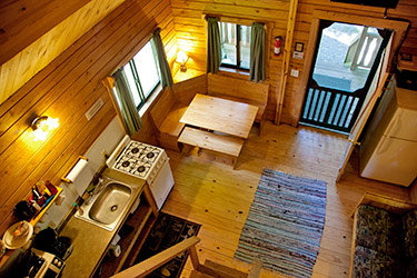 Brookside Log Cabins w/ satellite TV Interior